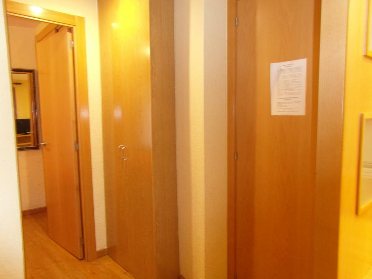 B06 - Mayor 22, 1º - Villmor Apartment Benasque Bagian luar foto